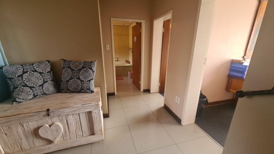 5 Bedroom Property for Sale in Wilgeboom A H North West